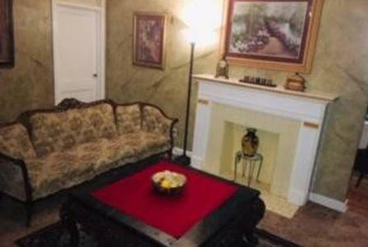 2 Bedroom Sleeps 6 Spacious Luxury Apartment 79 Montgomery Kültér fotó